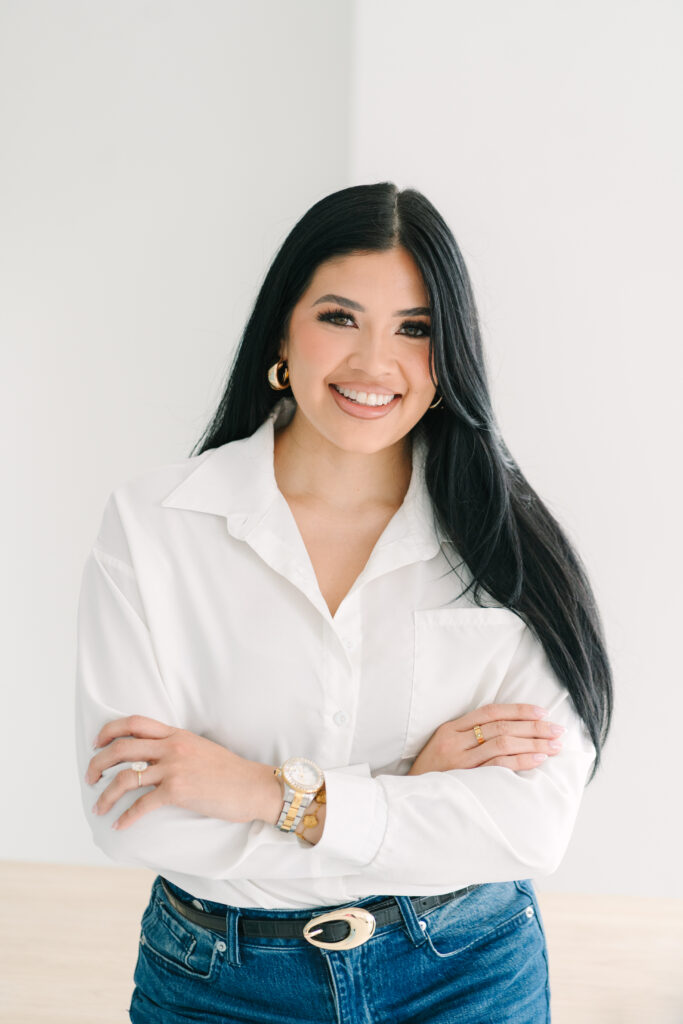 Amber Dinh from The Clarity Agency providing bookkeeping, taxes, and strategy for Tampa business owners